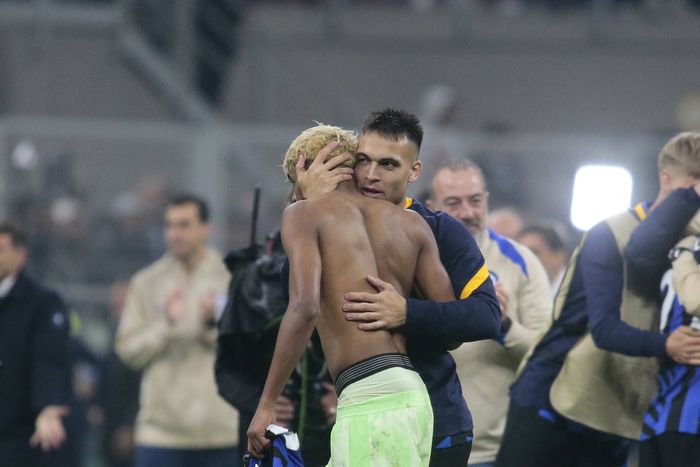 Lautaro Martinez of FC Inter and Lamine Yamal of FC Barcelona, Barca during the Uefa Champions League 2024 45, semi-final second leg, football match between FC Inter and FC Barcelona on 06 Maj 2025 at San Siro Stadium, Milan, Italy. Photo Nderim Kaceli