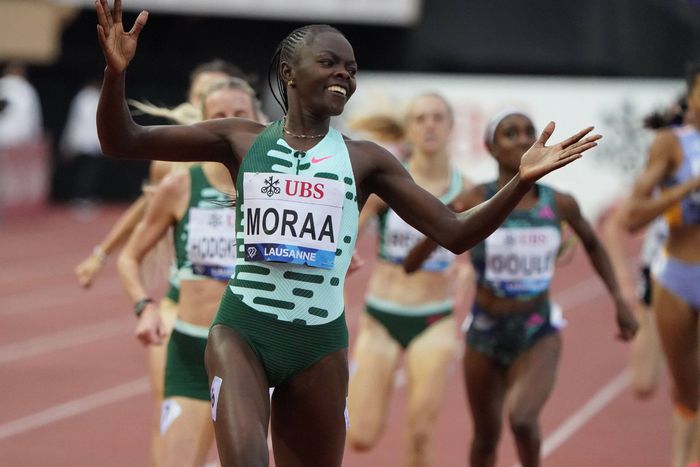 Mary Moraa sets national record