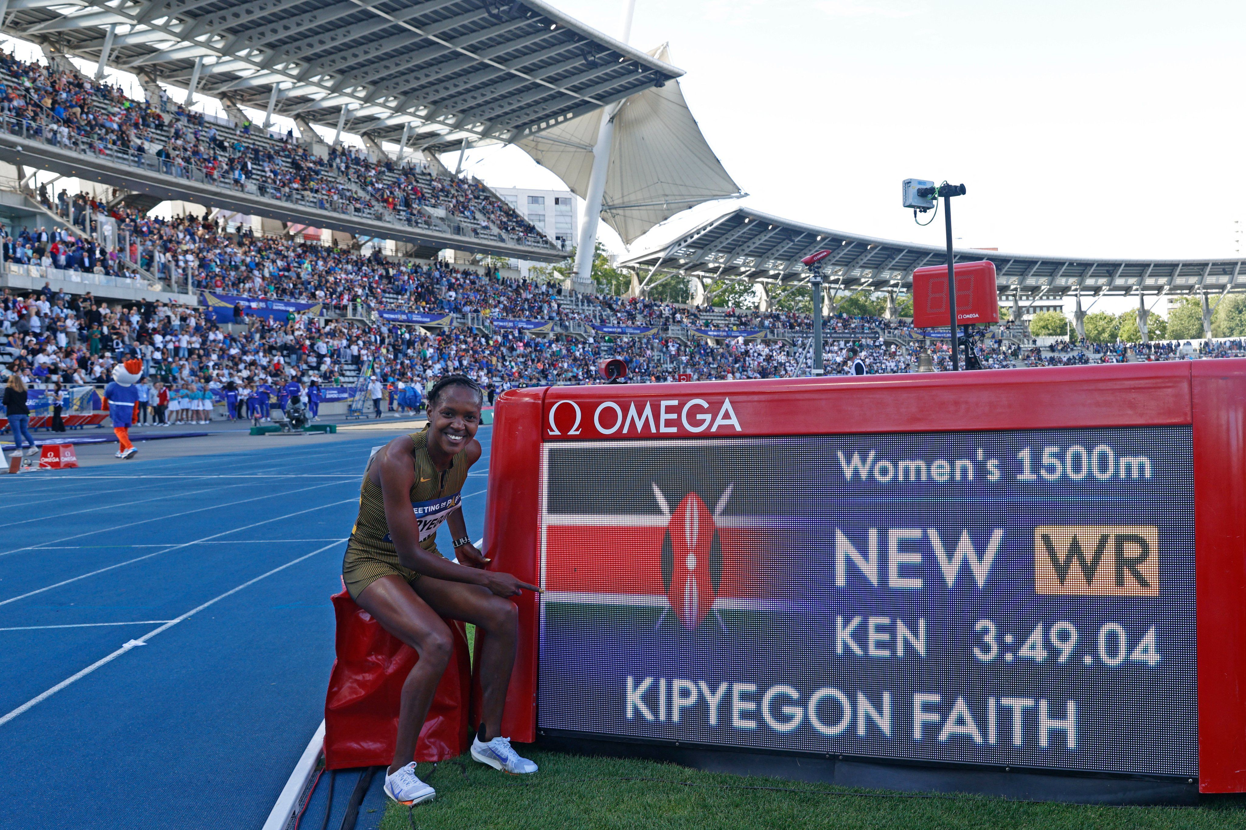 Faith Kipyegon Breaks Her World Record To Finish Off The Paris Diamond ...