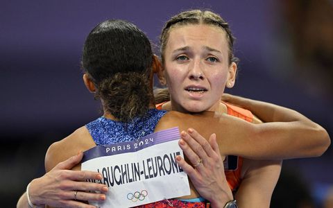 Femke Bol on Sydney McLaughlin-Levrone's 400m world title win: I hope to race her again in the hurdles
