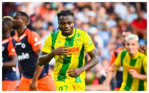 Super Eagles star Moses Simon clinches Player of the Month award in France