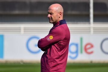 Lee Carsley explains decision not to sing 'God save the King' ahead of England-Ireland clash