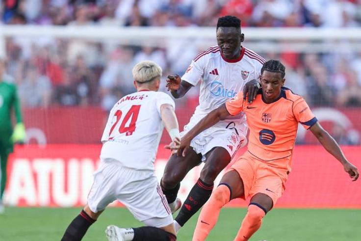 Akor Adams in action against Barcelona || Image credit: Imago