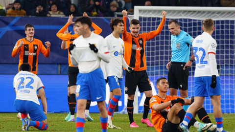 Shakhtar hand dull Barcelona first UCL defeat of the season