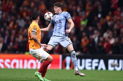 Galatasaray vs Tottenham || Imago