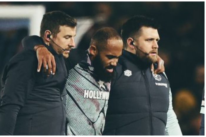 Bryan Mbeumo limped off against Brighton on Wednesday.