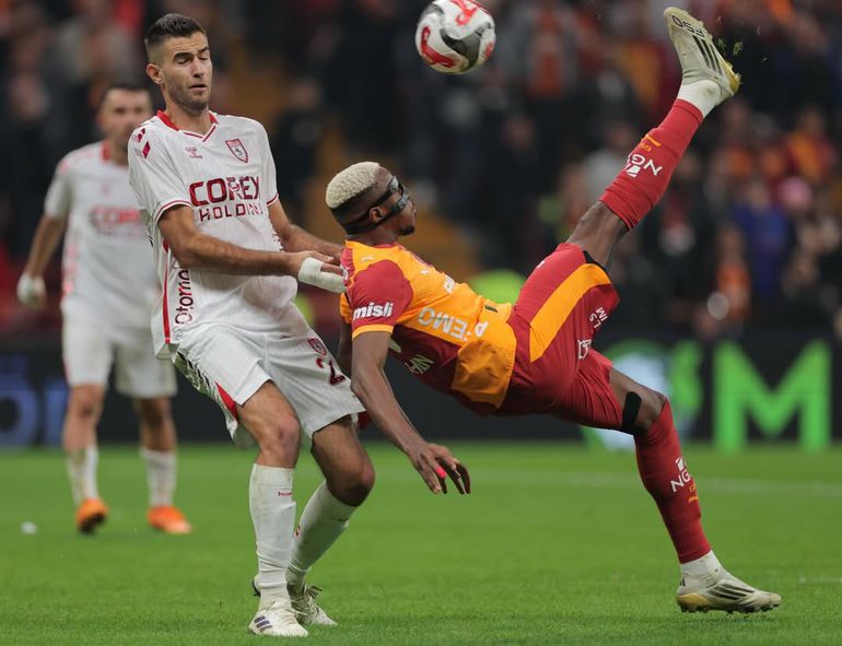 Victor Osimhen netted a brilliant bicycle kick for Galatasaray.