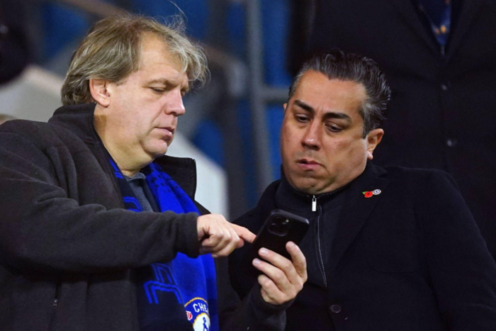 Chelsea want to buy football clubs