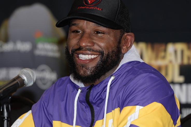 Zimbabwe politician spends billions to host Mayweather at a campaign rally