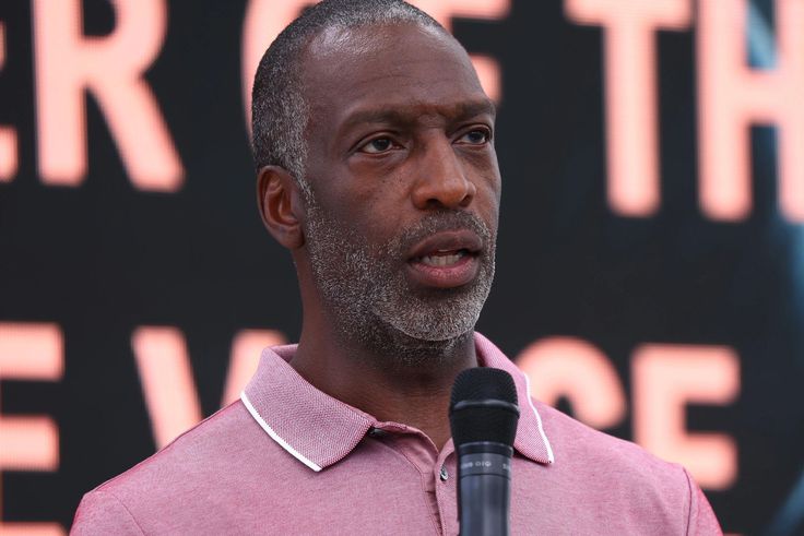 American sprint legend Michael Johnson shares his thoughts on changing long jump format