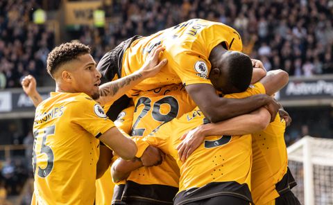 Wolves spoil Lampard's return party as Chelsea lose again