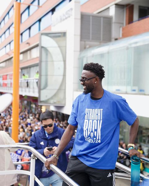 Ndidi celebrates with the team