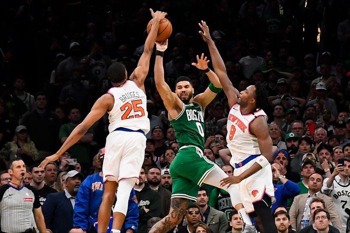 In the NBA Playoffs, the Knicks lead 2-0 against the Celtics, while the Thunder tie the series 1-1 with the Nuggets.