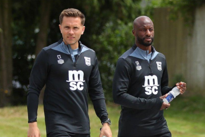 Kieran McKenna and Sone Aluko || Image credit: OJB Sports