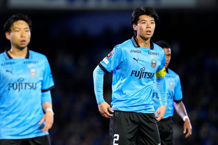 Tottenham Sign Defender who Shut Down Ronaldo