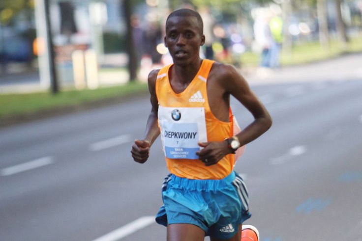 Kenyan marathoner collapses and passes away after training run