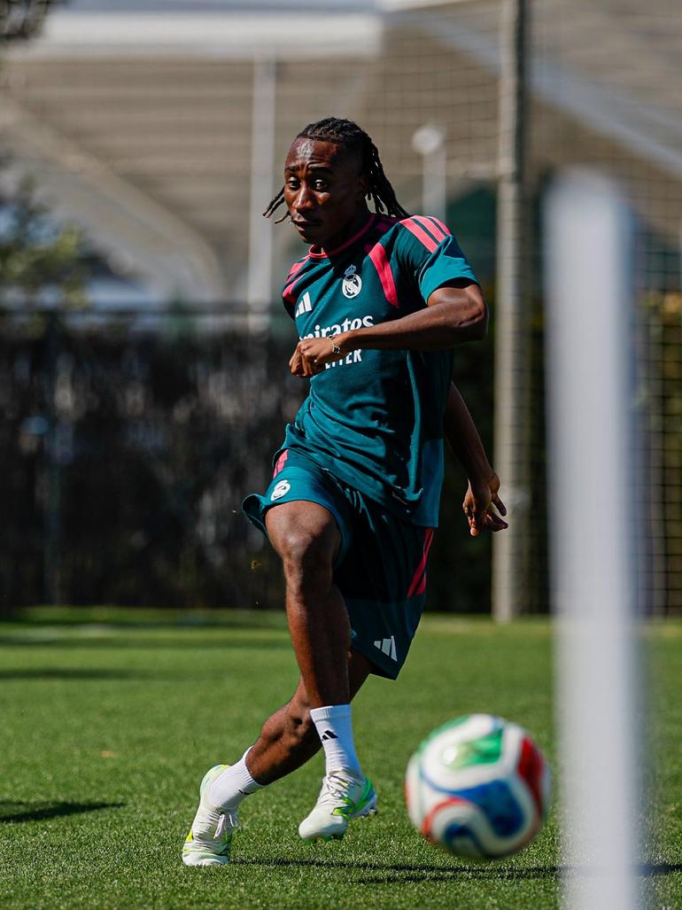 Côte d’Ivoire sensation Yan Diomandé hits the training pitch with José Mourinho as fans attack Florentino Pérez over a major tactical blunder.