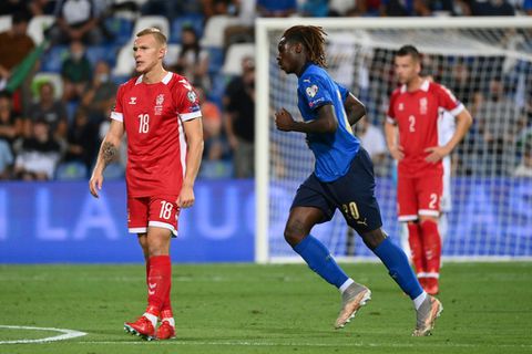 Italy thrash Lithuania, England held by Poland in World Cup qualifying