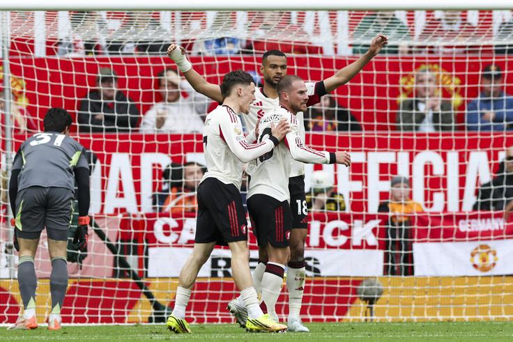 Liverpool star reveals disappointing decision on his future