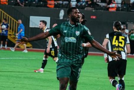 Kelechi Iheanacho has scored or assisted 10 goals in six matches for  Bursaspor.