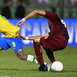 Late Barbosa penalty helps preserve Brazil's winning start