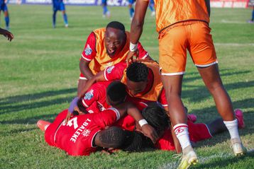 Saido, Phiri wairudisha Simba SC kileleni