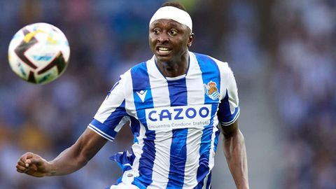 Manchester United interested in Real Sociedad's Nigerian striker Umar Sadiq