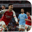 Gabriel Martinelli scores Arsenal's winning goal against Man City