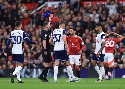 'Yes' - Webb makes admission about Fernandes' red card against Tottenham