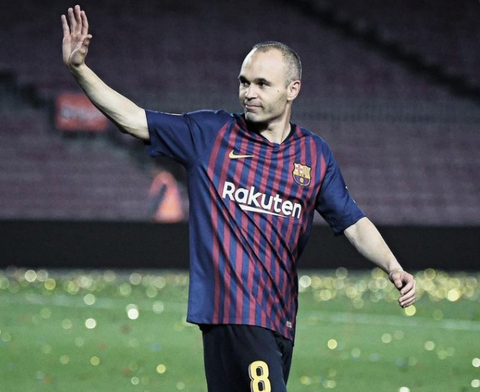 Lionel Messi sends heartfelt message to Andres Iniesta following retirement announcement