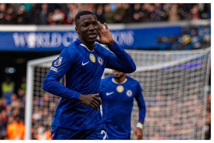 Mikel Obi claims Chelsea star is a complete footballer