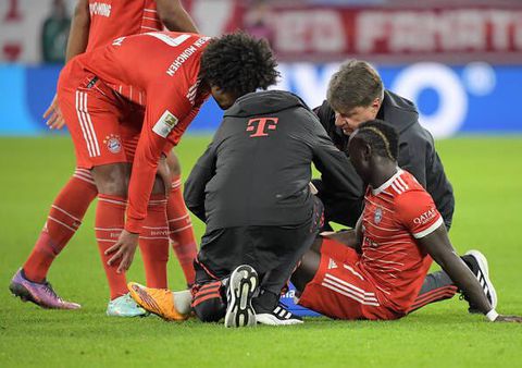 Sadio Mane injured as Bayern Munich cook Werder Brewen