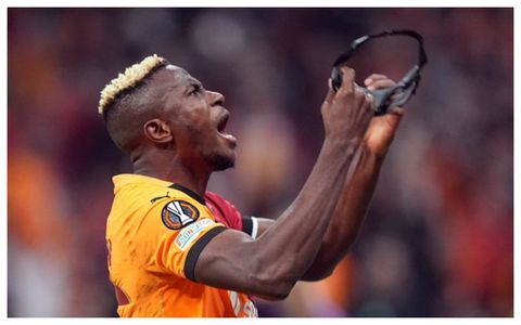 ‘He shouldn't be at Galatasaray’ - Chelsea legend claims Osimhen’s agent is to blame for failed transfer