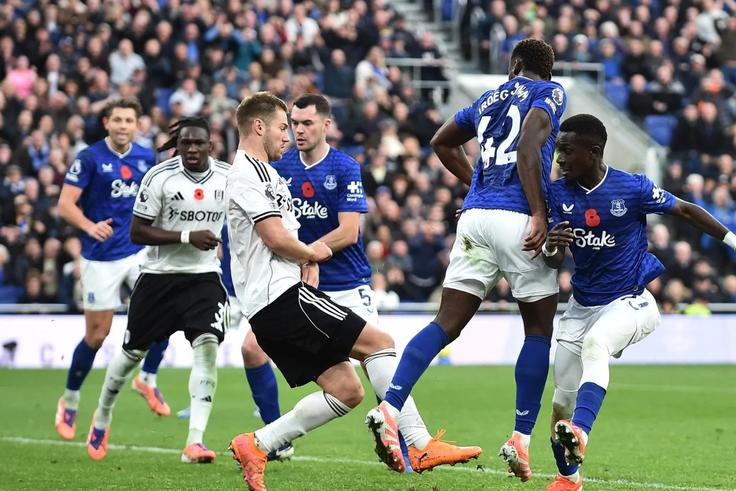 Everton 2-0 Fulham: Senegalese Steals Show from Super Eagles Trio Iwobi, Chukwueze, Bassey