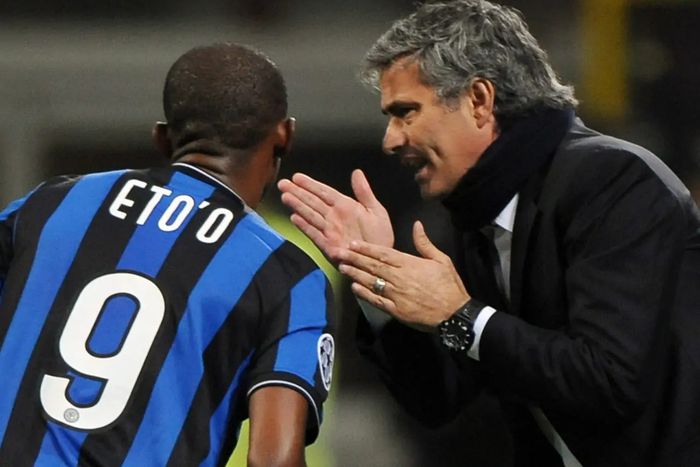 Jose Mourinho and Samuel Eto'o in 2010