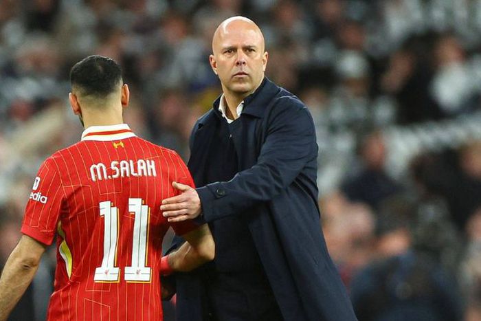 Arne Slot and Mohamed Salah || Image credit: Imago