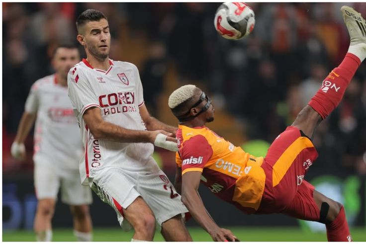 Victor Osimhen claims Baller of the Week award after bicycle kick-defining weekend