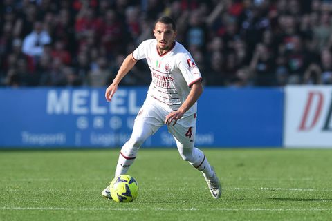 AC Milan agrees contract extension with Algerian midfielder Ismael Bennacer