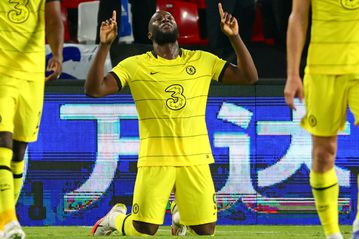 Lukaku ends drought as Chelsea reach Club World Cup final