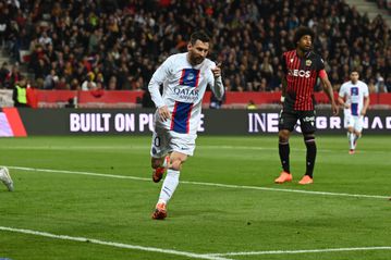 Messi reaches new milestone in PSG win over Nice