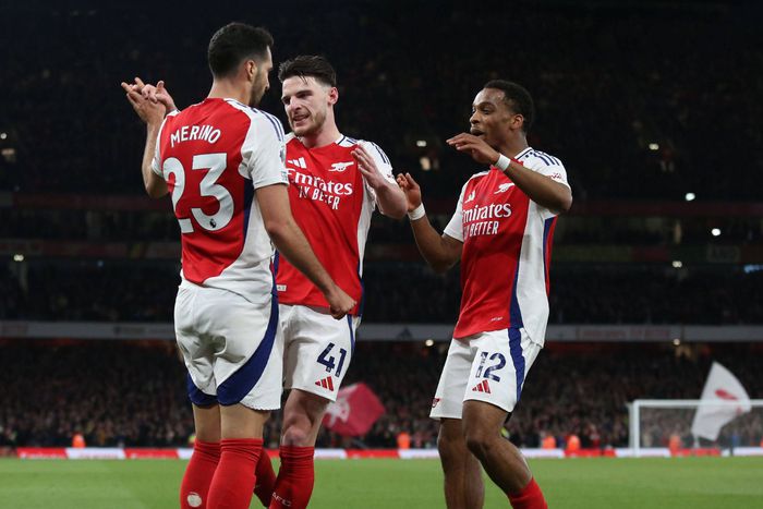 Arsenal players celebrate. Photo. Imago