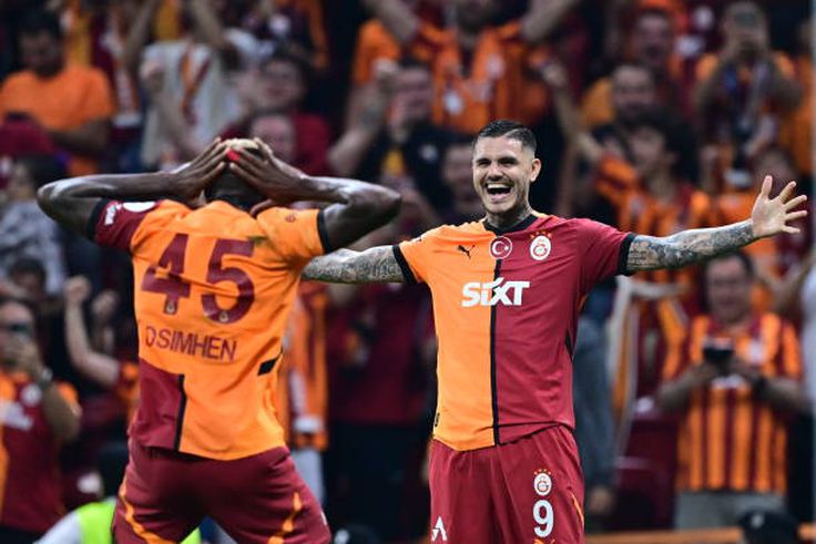Mauro Icardi and Victor Osimhen at Galatasaray | IMAGO