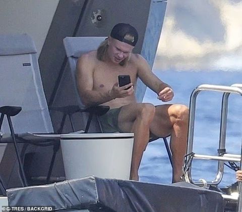 Haaland and his girlfriend Isabel Haugseng in Ibiza | Credit: Daily Mail