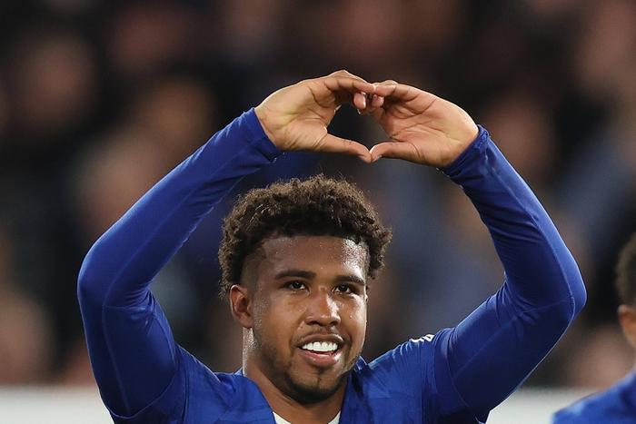 Andrey Santos: The numbers that SHOW Man United have signed a complete midfielder