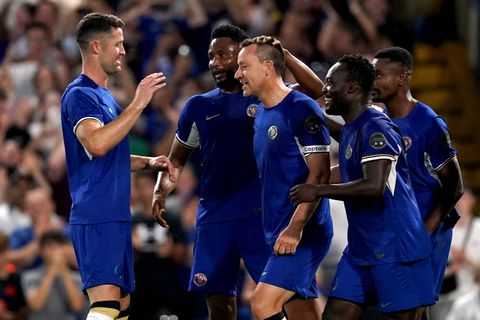 A sold-out Stamford Bridge enthusiastically welcomed many familiar faces back to Chelsea as their heroes onto the field once more. - Image Credit - Imago