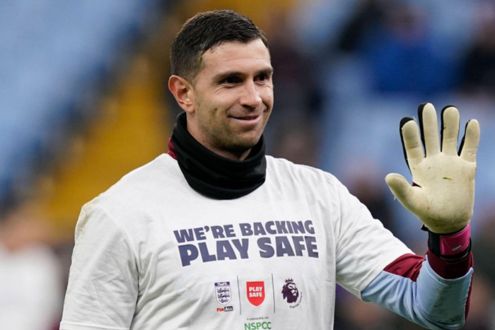 Emi Martinez dreams about the Champions League