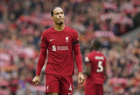 Van Dijk says club unwilling to give up despite impossible ambition