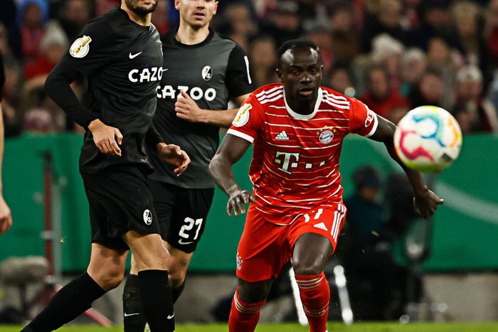 Sadio Mane of Bayern Munich in action.