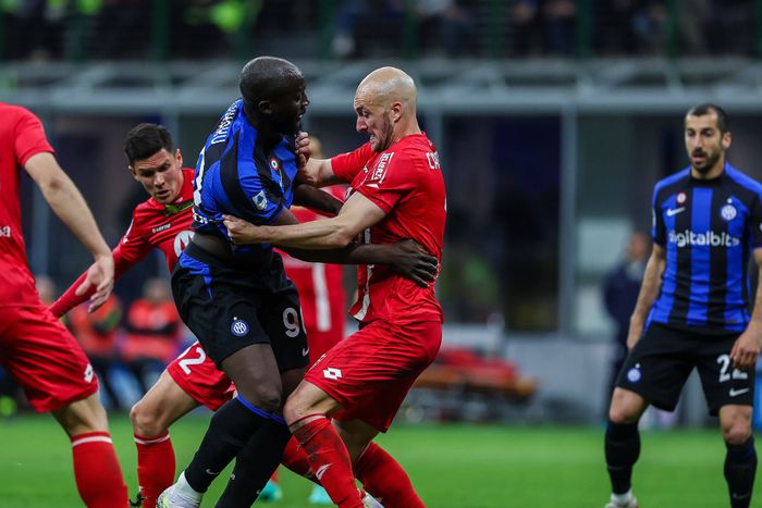 Inter Milan's Romelu Lukaku in action against AC Milan.