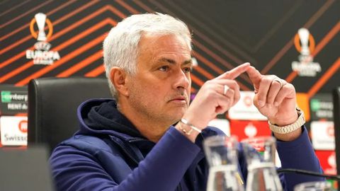 Roma boss Jose Mourinho